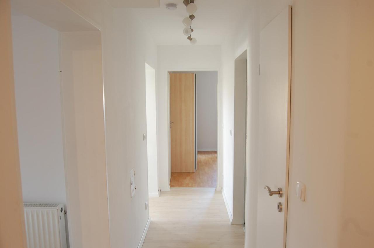 Wohnung Mit Kamin Terrasse Und Grill In Der Naehe Von Nuernberg Burgthann Buitenkant foto