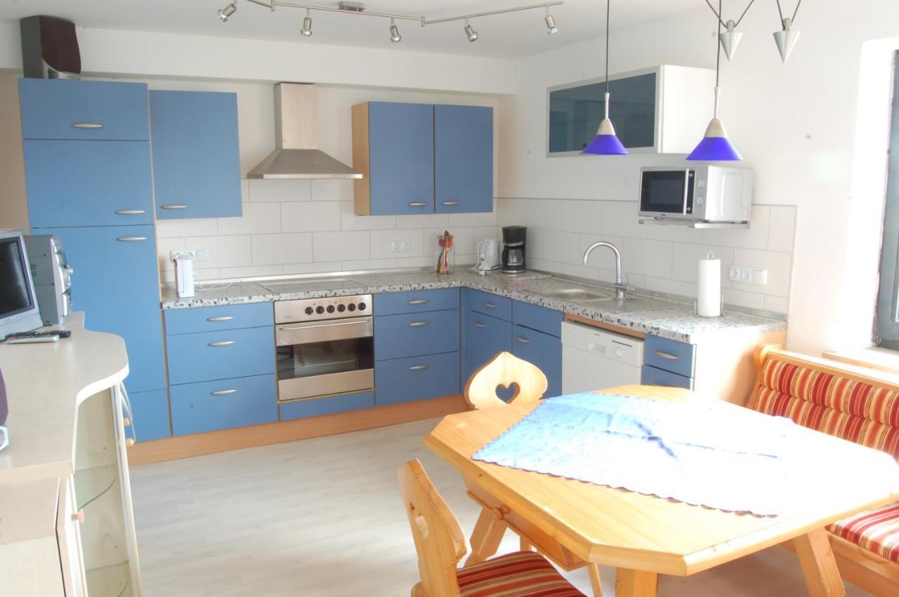 Wohnung Mit Kamin Terrasse Und Grill In Der Naehe Von Nuernberg Burgthann Buitenkant foto